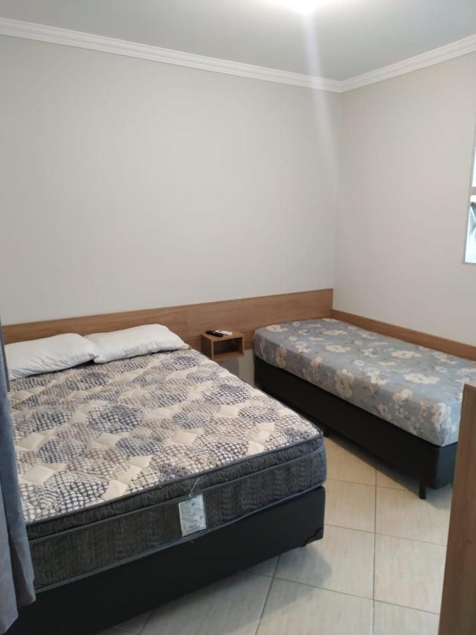 Kitnet Asturias 51B No Ed. Guariata, Proximo A Praia Das Asturias Em غوارويا المظهر الخارجي الصورة