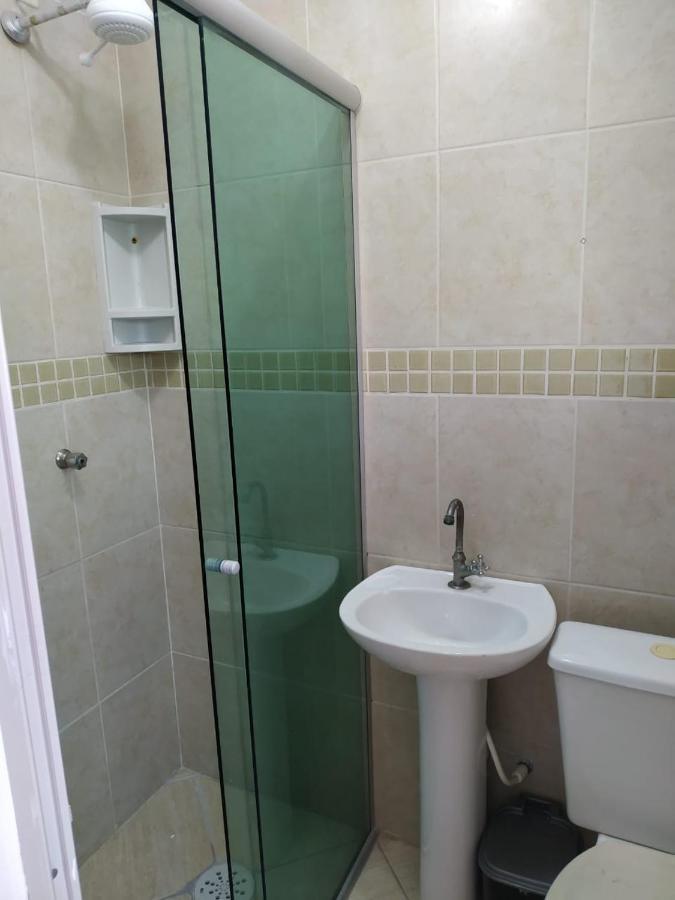 Kitnet Asturias 51B No Ed. Guariata, Proximo A Praia Das Asturias Em غوارويا المظهر الخارجي الصورة